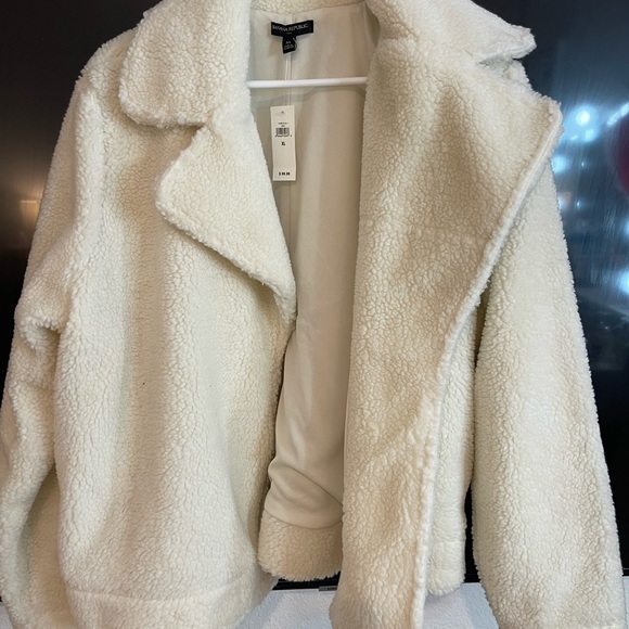 Banana republic coat - Picture 1 of 3